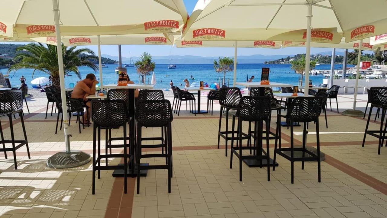 Apartman Leo Necujam Bagian luar foto